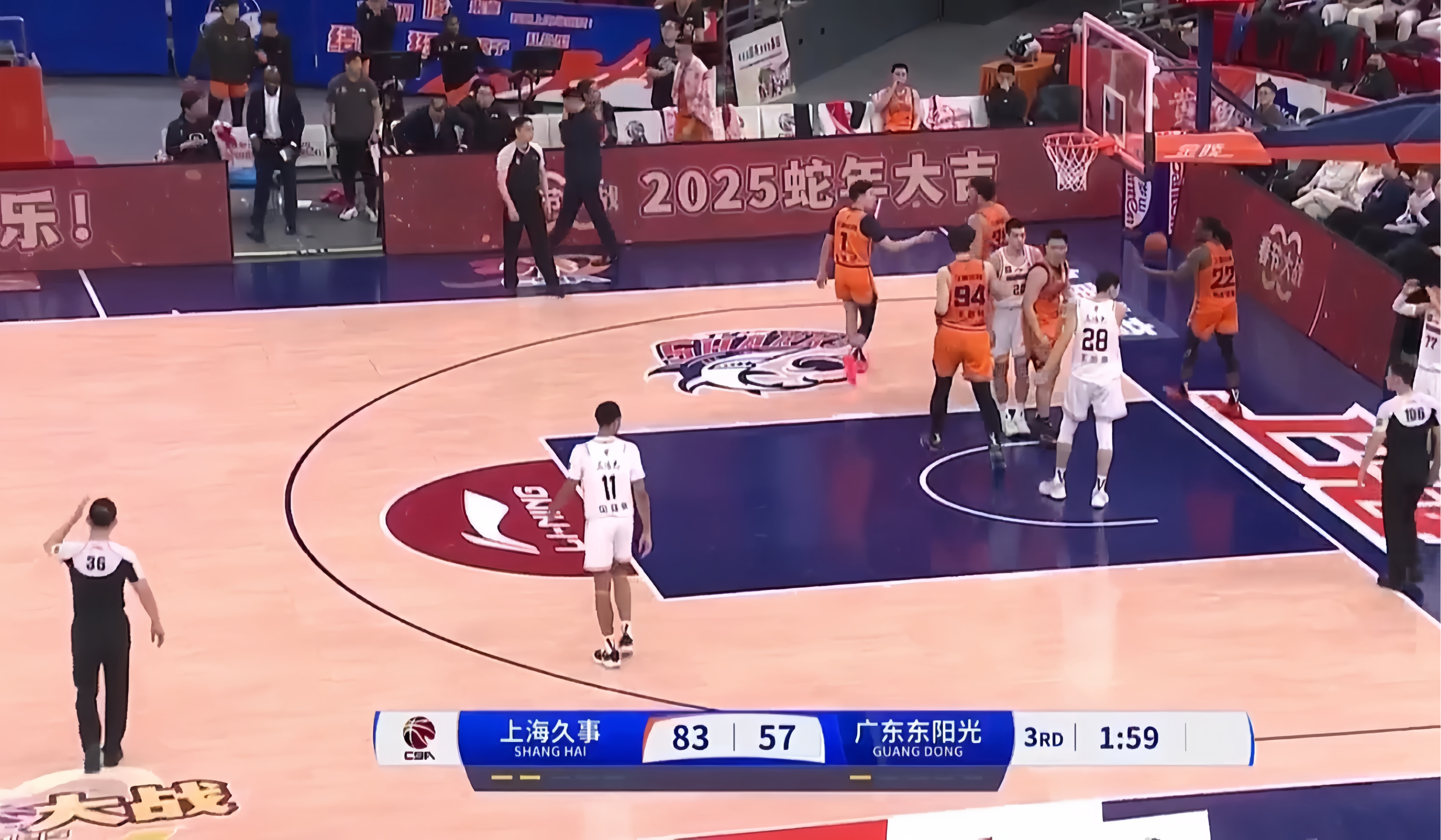 篮网队防守崩盘，惨遭对手狂轰猛炸，很多.-九游官网入口