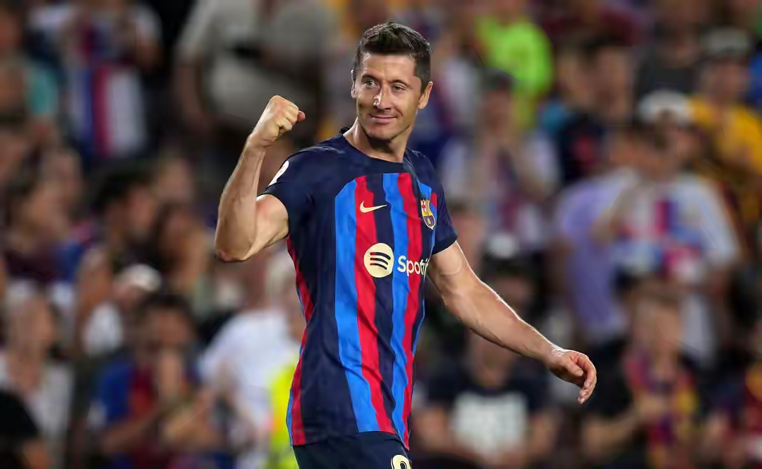 莱万多夫斯基重要时刻出色防守，TL带队取胜！-九游官网中心